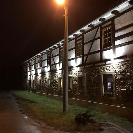 Pension Schwalbenhof Gestut Bartos Lommatzsch Dış mekan fotoğraf